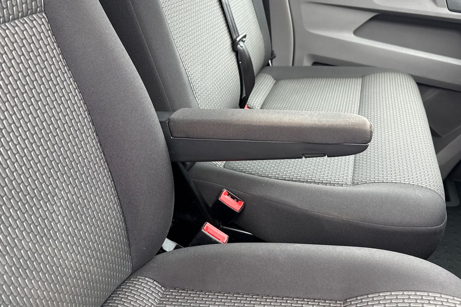 Used Volkswagen Transporter 2024 for sale - 77516921: Photo 33