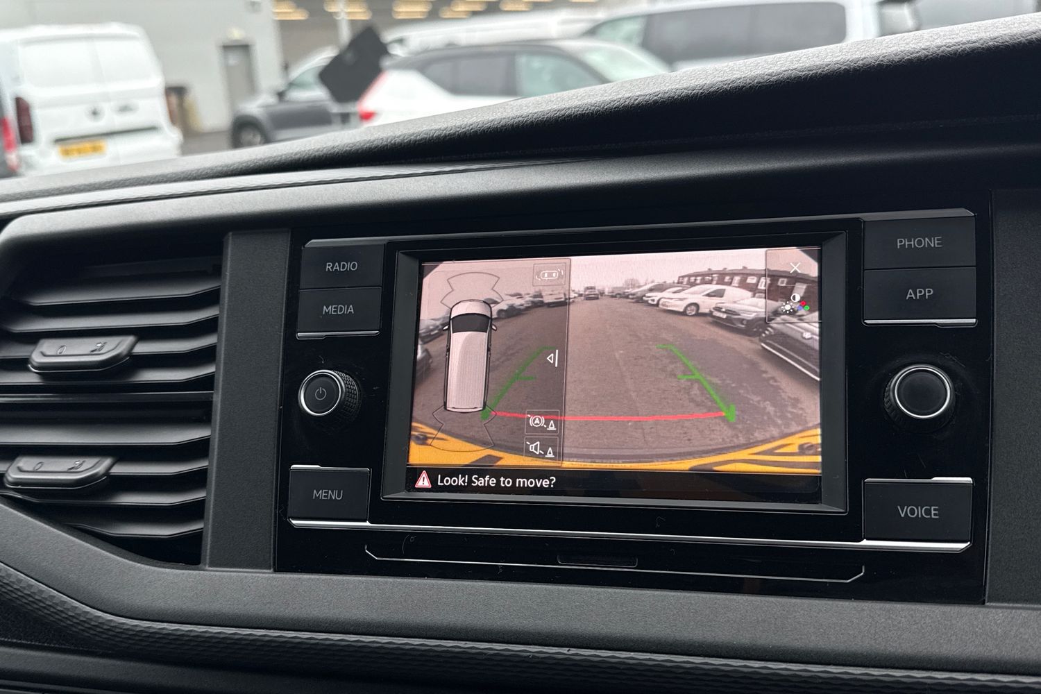 Used Volkswagen Transporter 2024 for sale - 77516921: Photo 37