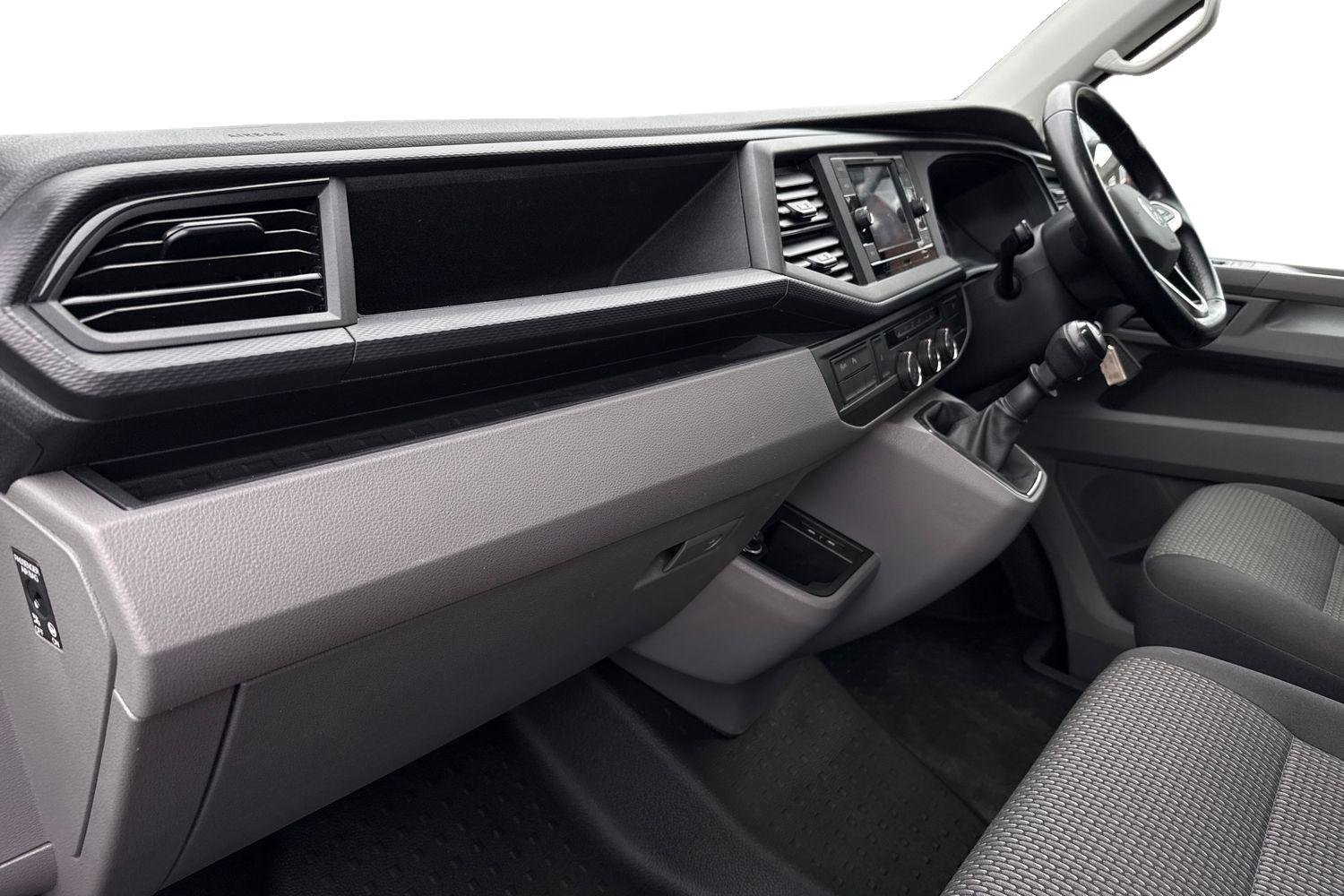 Used Volkswagen Transporter 2024 for sale - 77516921: Photo 9