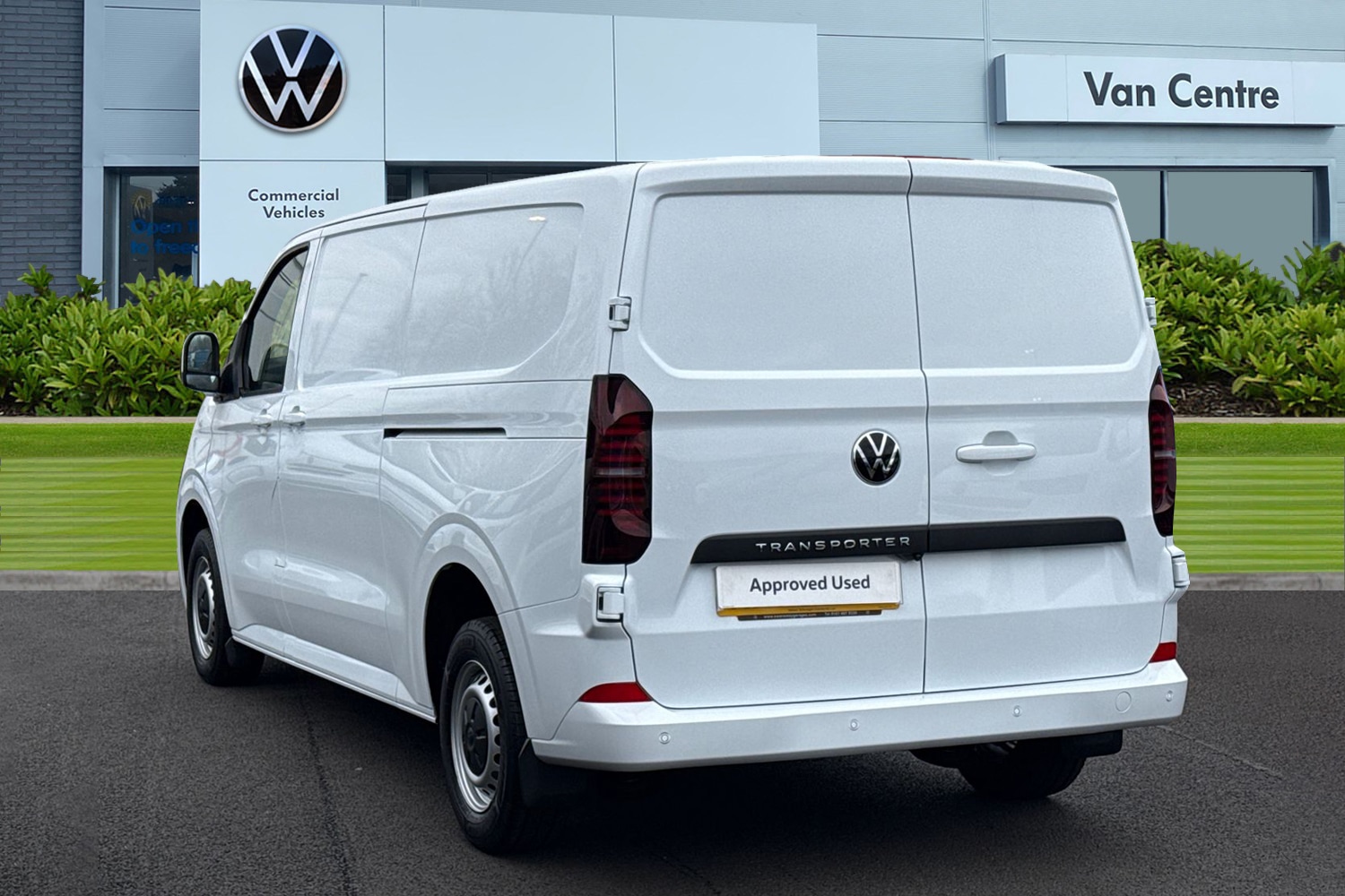 Used Volkswagen Transporter 2025 for sale - 77601596: Photo 2