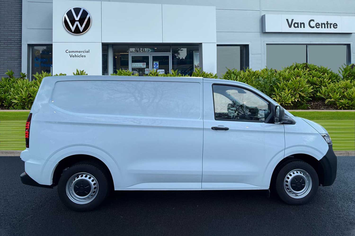 Used Volkswagen Transporter 2025 for sale - 77976171: Photo 3