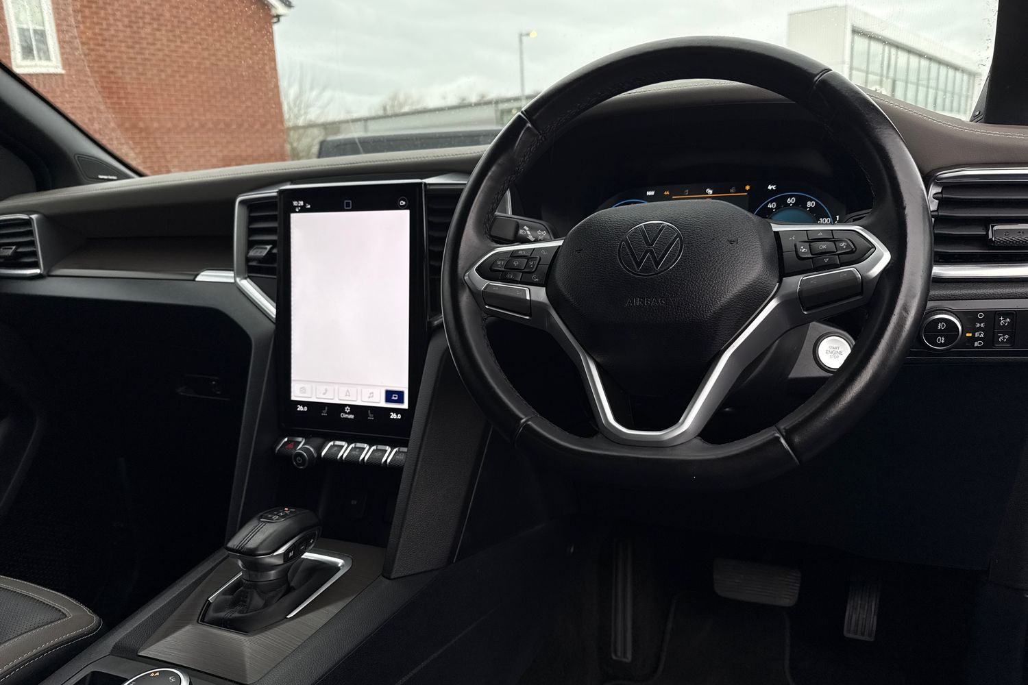 Used Volkswagen Amarok 2024 for sale - 77473091: Photo 13