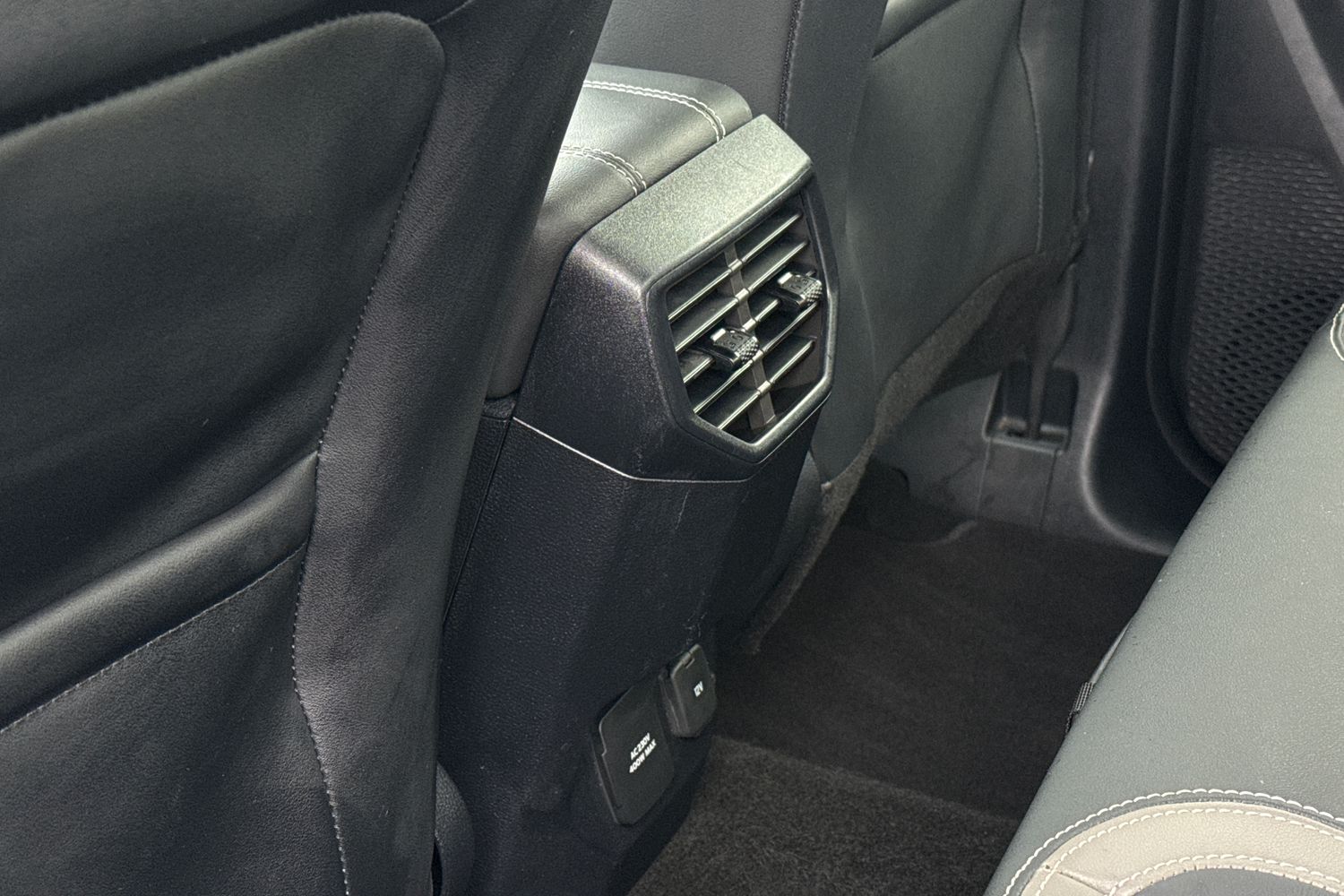 Used Volkswagen Amarok 2024 for sale - 77473091: Photo 33