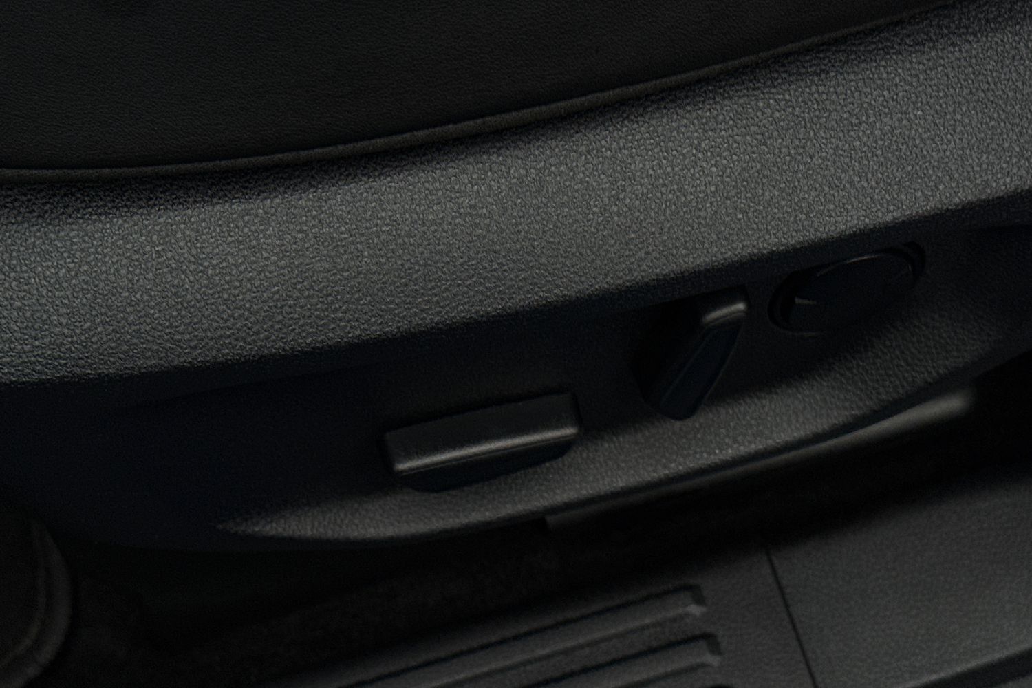 Used Volkswagen Amarok 2024 for sale - 77473091: Photo 34