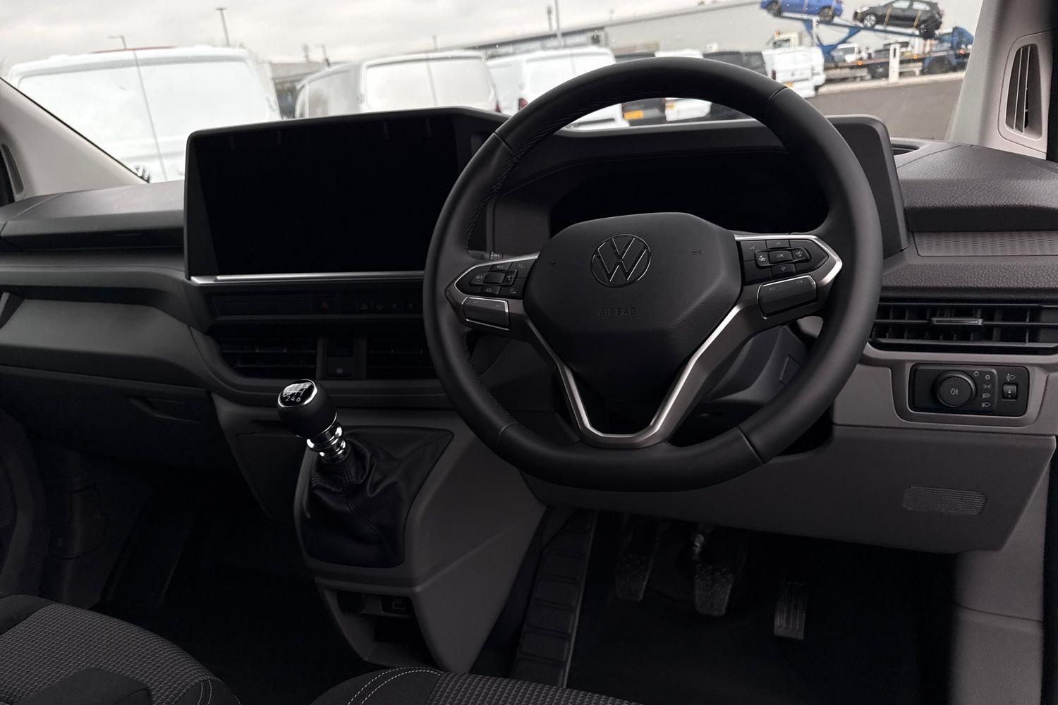 Used Volkswagen Transporter 2025 for sale - 76502895: Photo 12