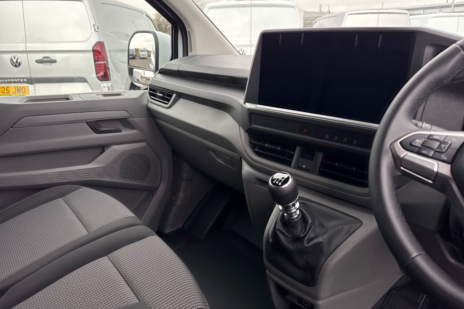 Used Volkswagen Transporter 2025 for sale - 76502895: Photo 14