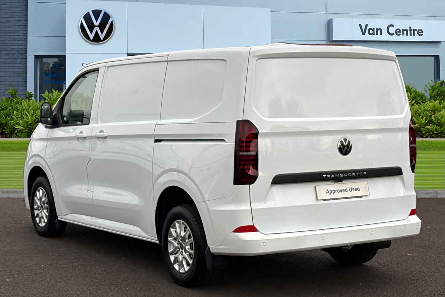 Used Volkswagen Transporter 2025 for sale - 76502895: Photo 2