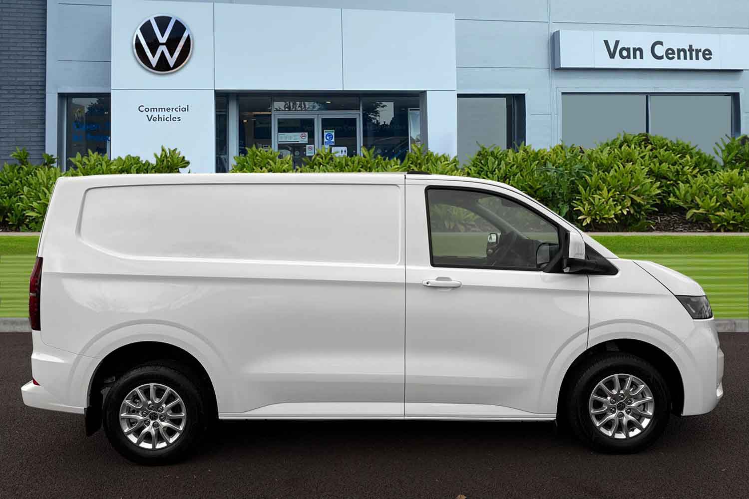 Used Volkswagen Transporter 2025 for sale - 76502895: Photo 3