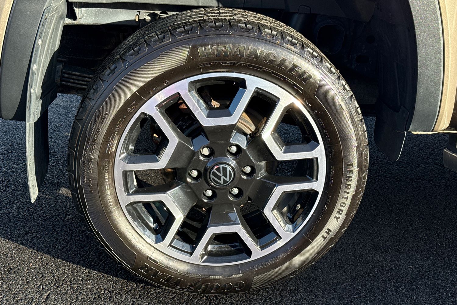 Used Volkswagen Amarok 2024 for sale - 77361891: Photo 23