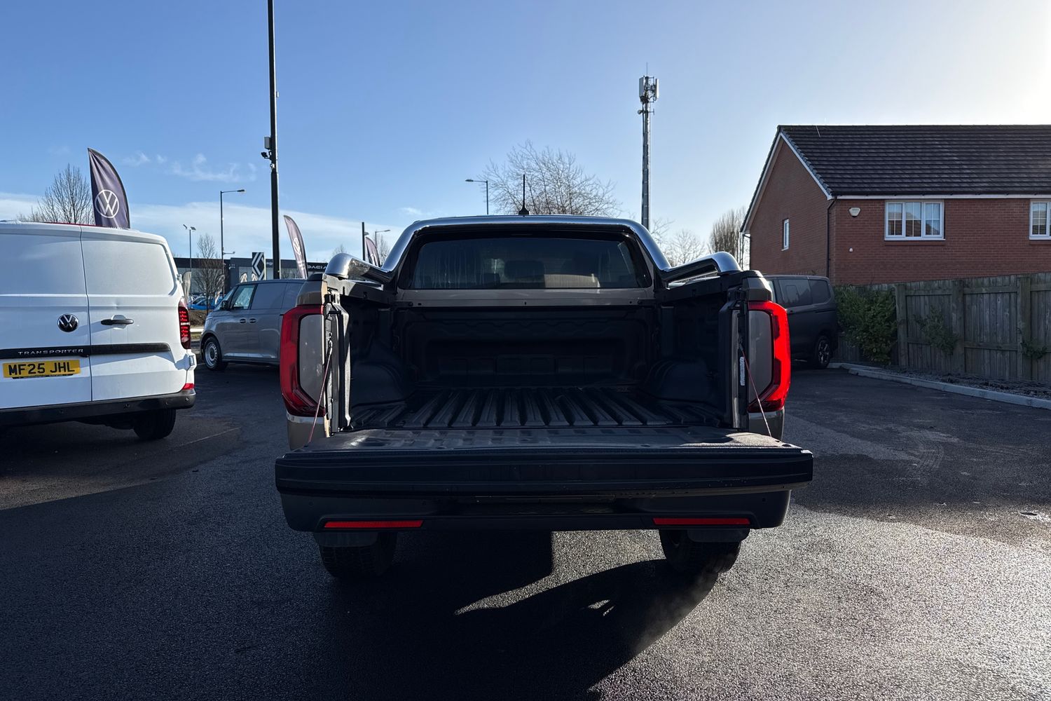 Used Volkswagen Amarok 2024 for sale - 77361891: Photo 32