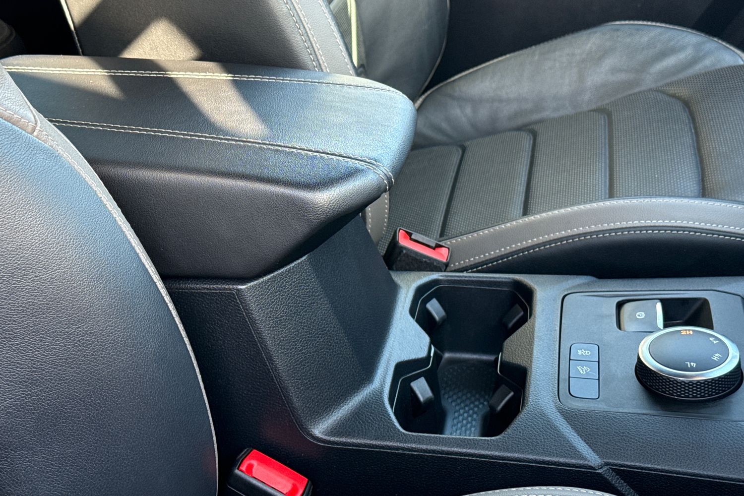 Used Volkswagen Amarok 2024 for sale - 77361891: Photo 36