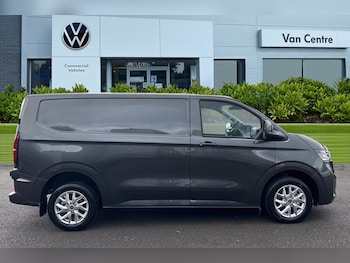 Used Volkswagen Transporter 2025 for sale - 76230617: Photo