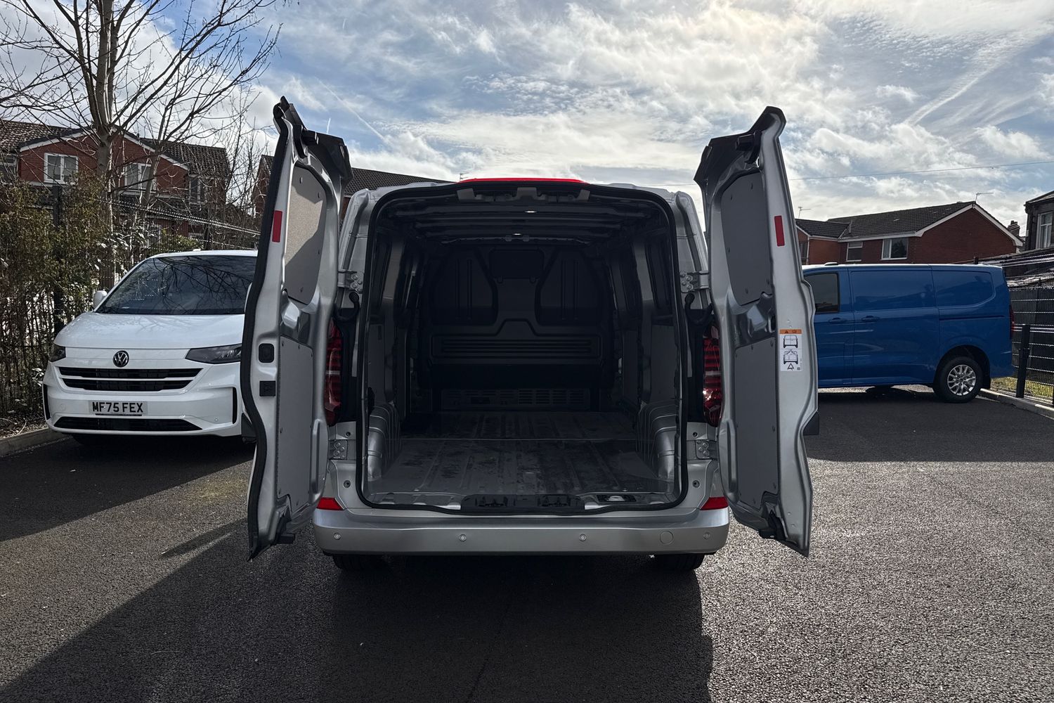 Used Volkswagen Transporter 2025 for sale - 77728615: Photo 31