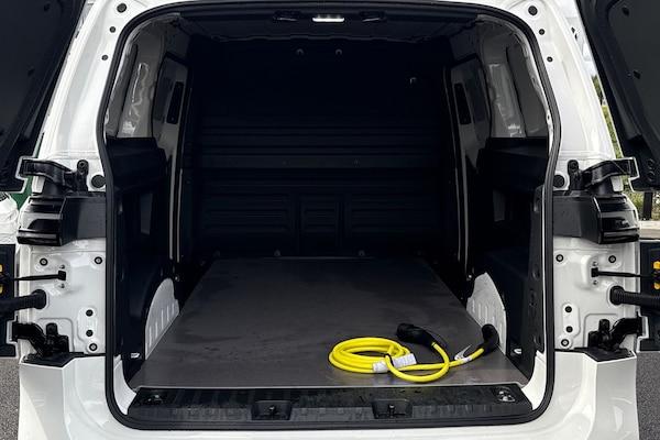Used Volkswagen ID. Buzz Cargo 2024 for sale - 75723185: Photo 10