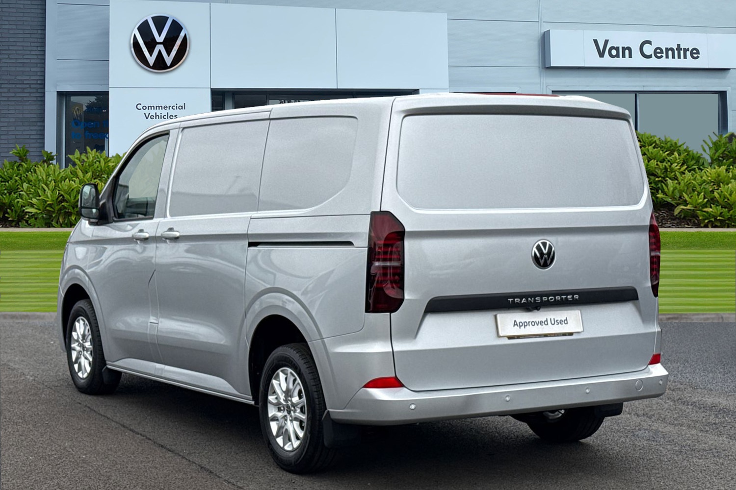Used Volkswagen Transporter 2025 for sale - 76502891: Photo 2