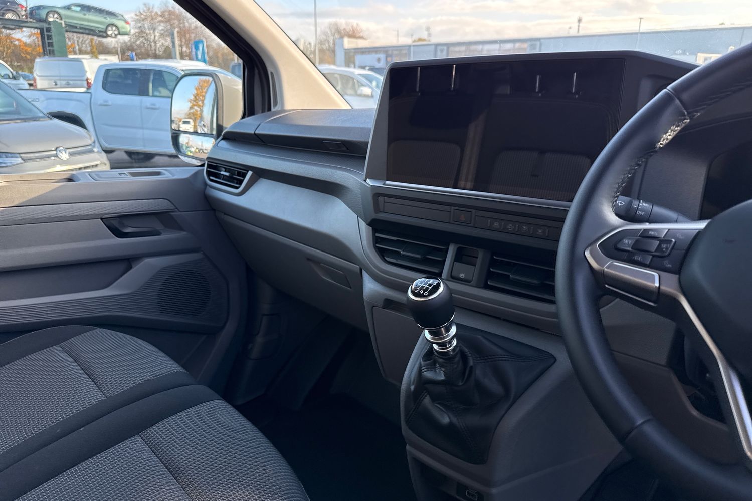 Used Volkswagen Transporter 2025 for sale - 76515958: Photo 14