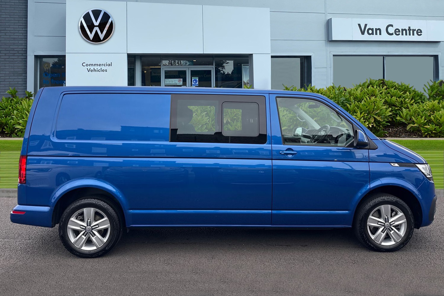 Used Volkswagen Transporter 2024 for sale - 77728587: Photo 3