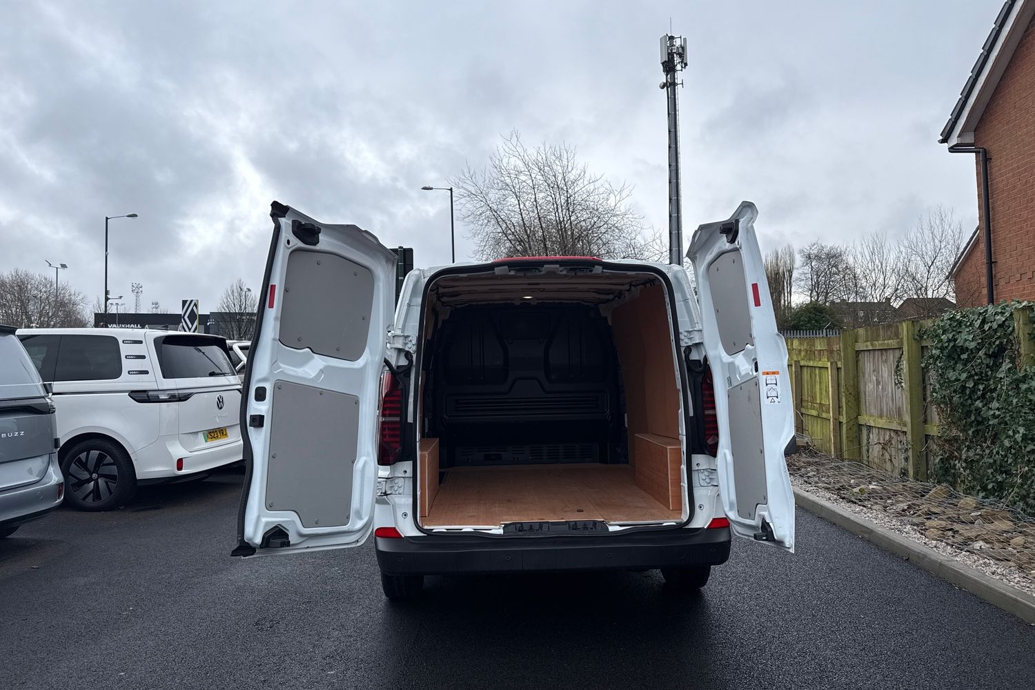 Used Volkswagen Transporter 2025 for sale - 77472826: Photo 32