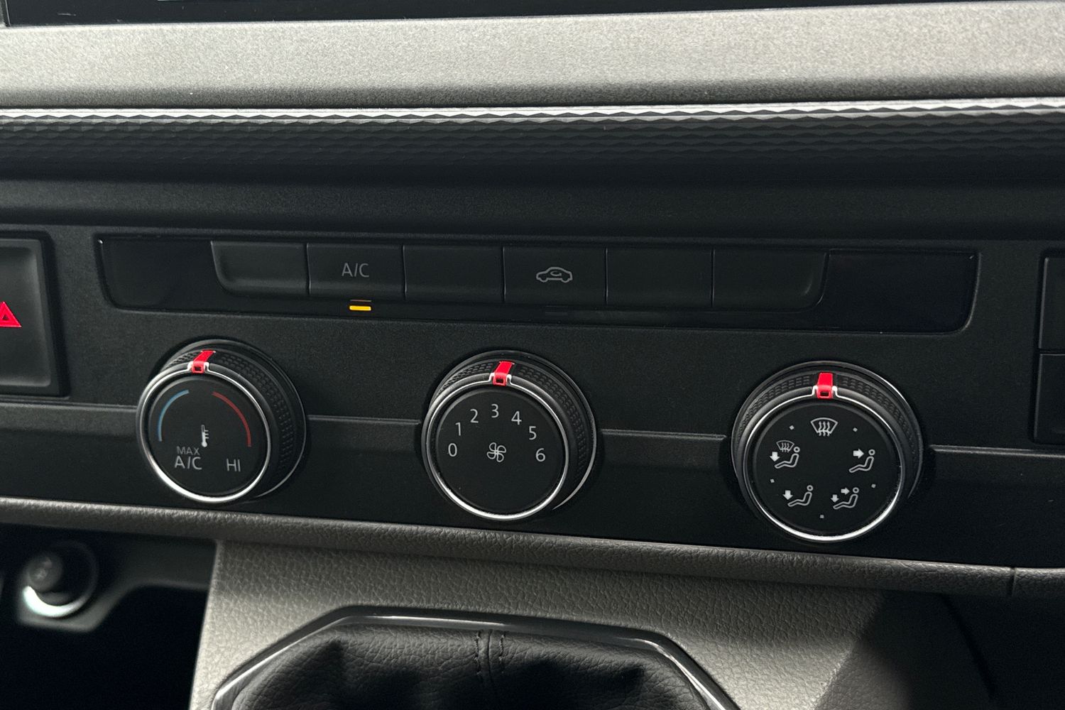 Used Volkswagen Transporter 2023 for sale - 76515789: Photo 19