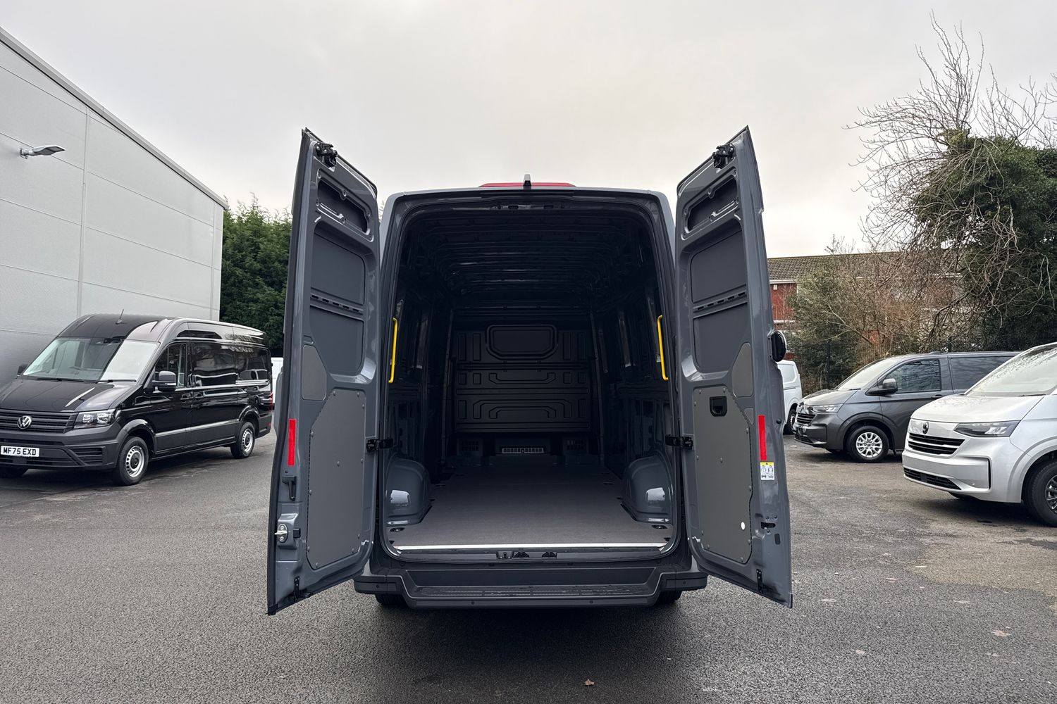 Used Volkswagen Crafter 2025 for sale - 77044393: Photo 30