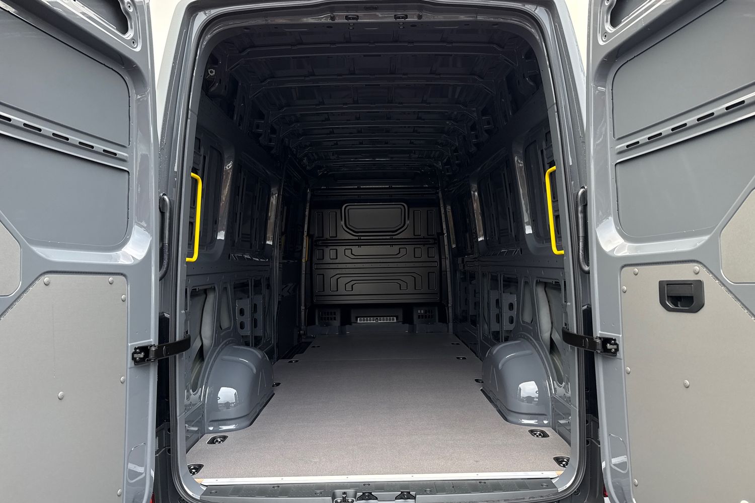 Used Volkswagen Crafter 2025 for sale - 77044393: Photo 9