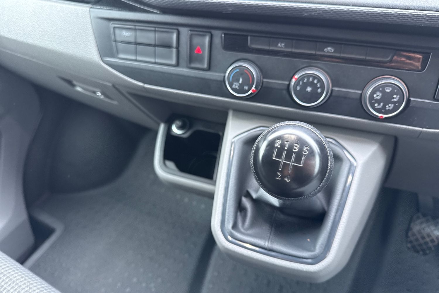 Used Volkswagen Transporter 2022 for sale - 77516874: Photo 20