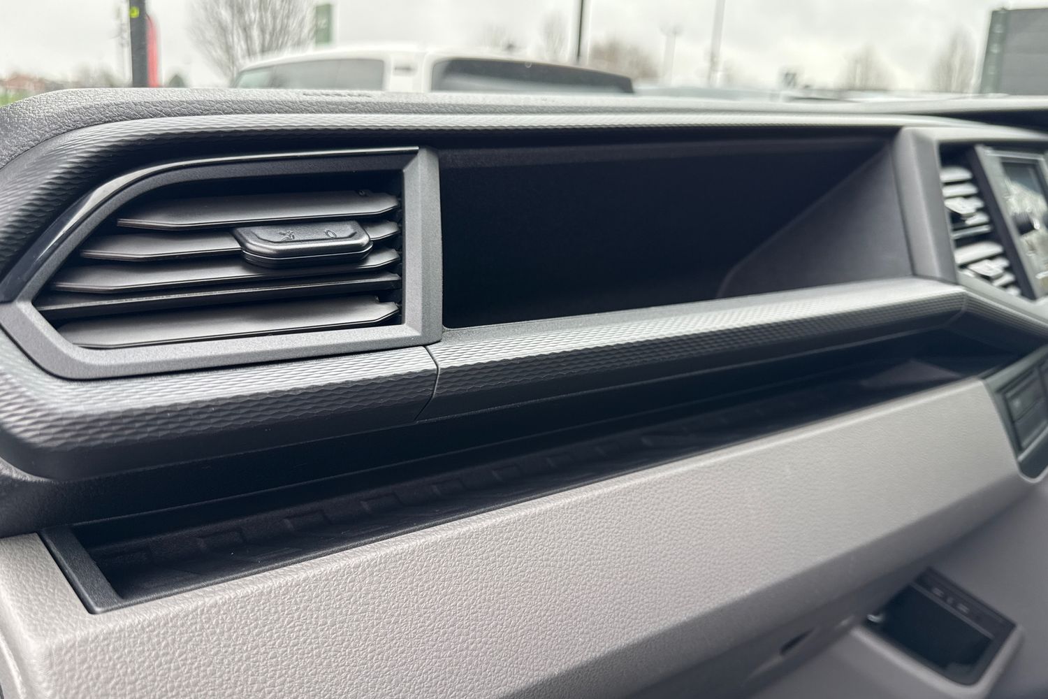 Used Volkswagen Transporter 2022 for sale - 77516874: Photo 27