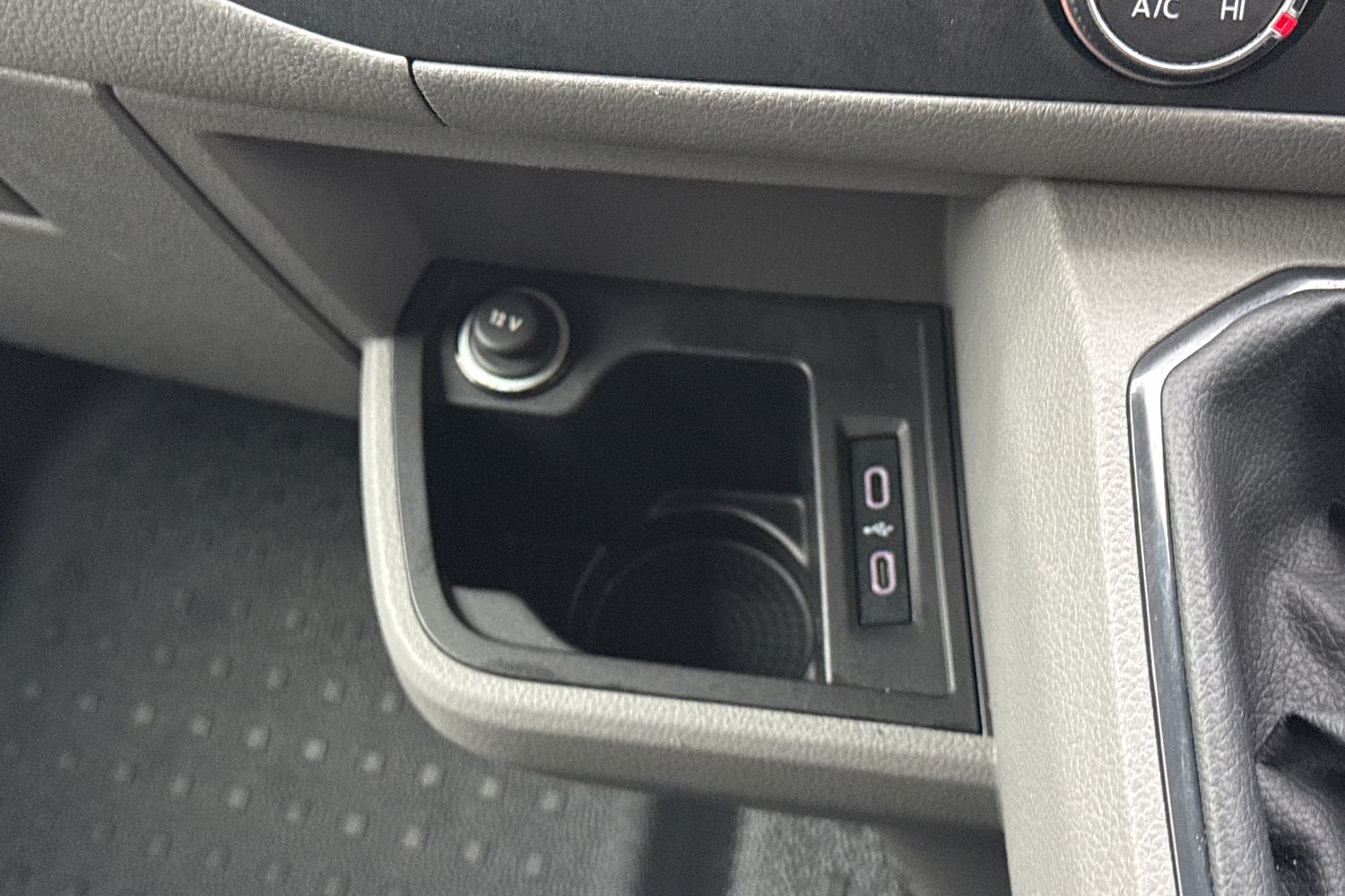 Used Volkswagen Transporter 2022 for sale - 77516874: Photo 31