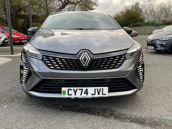 Used Renault Clio 2025 for sale - 76420394: Photo