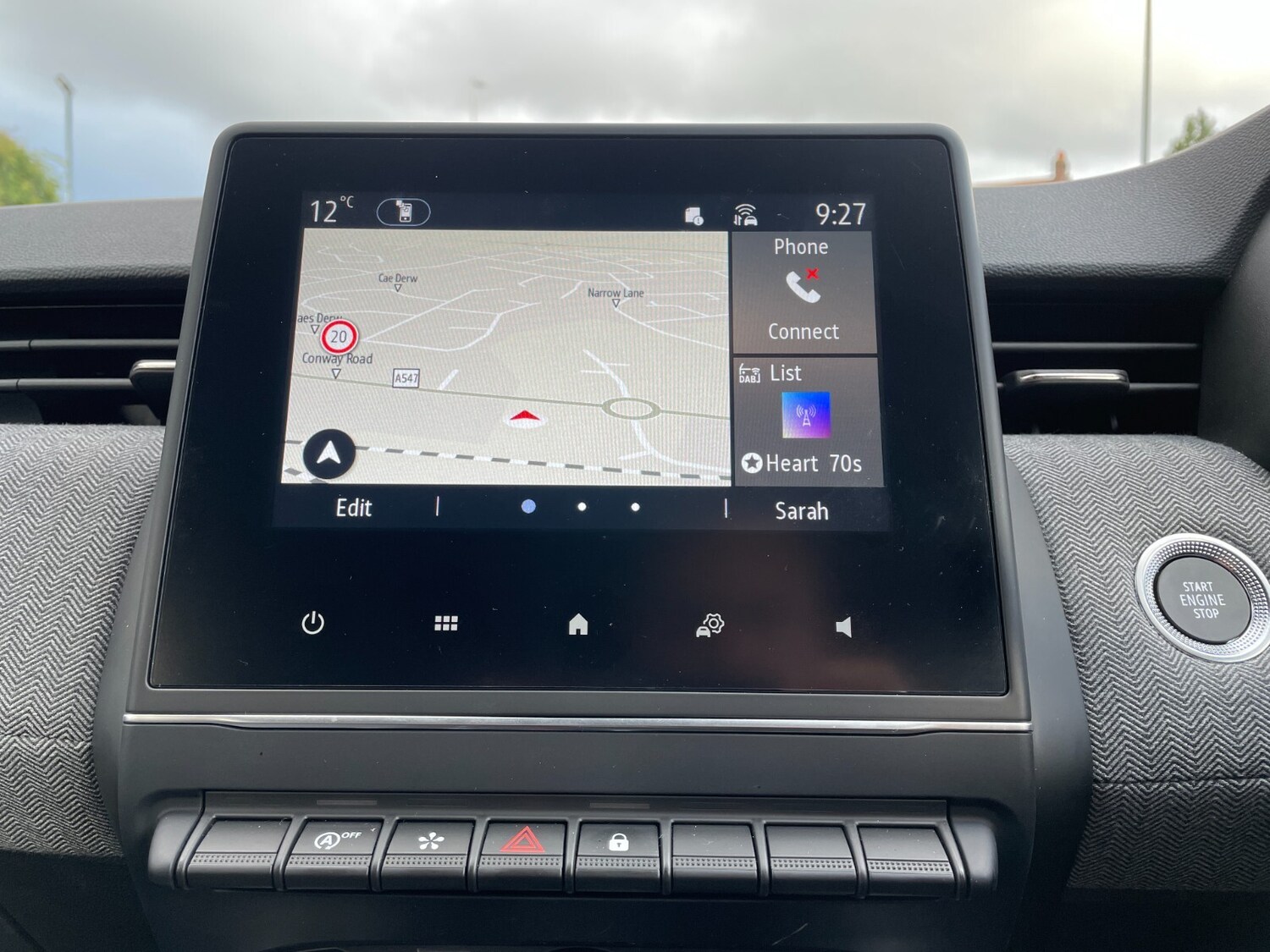 Used Renault Clio 2025 for sale - 76420394: Photo 31