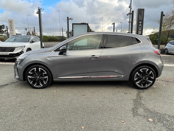 Used Renault Clio 2025 for sale - 76420394: Photo