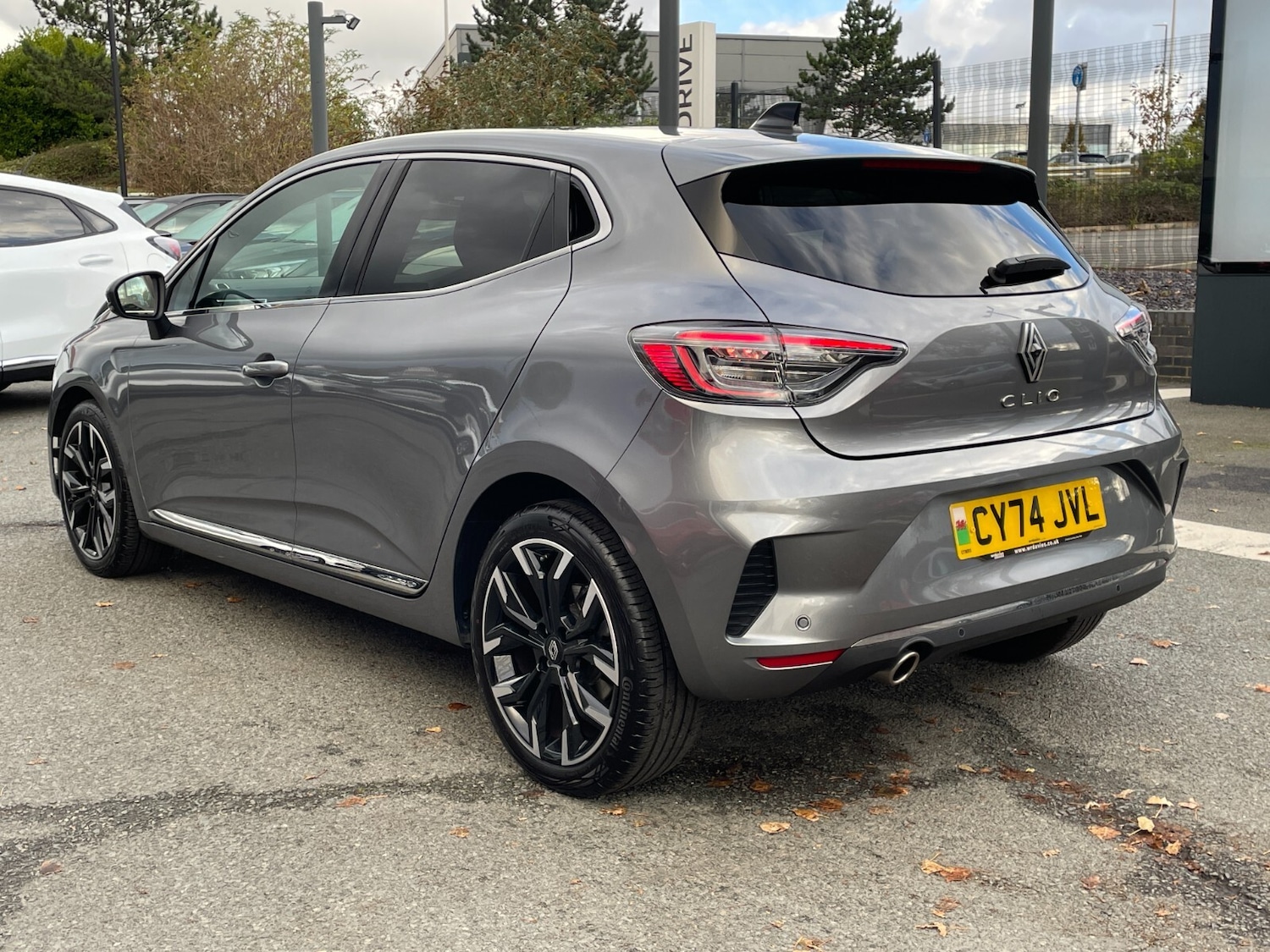 Used Renault Clio 2025 for sale - 76420394: Photo 5