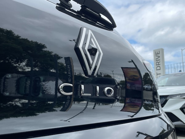 Used Renault Clio 2025 for sale - 76276177: Photo 14
