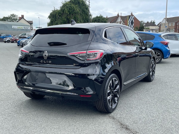 Used Renault Clio 2025 for sale - 76276177: Photo 6