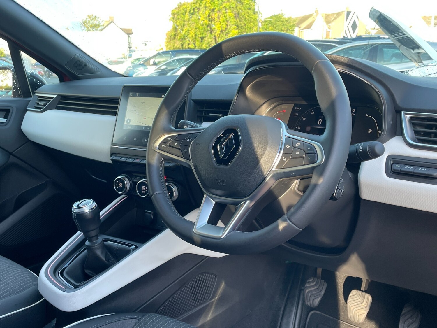 Used Renault Clio 2023 for sale - 76276685: Photo 21