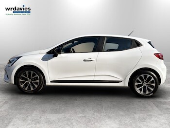 Used Renault Clio 2023 for sale - 77745841: Photo