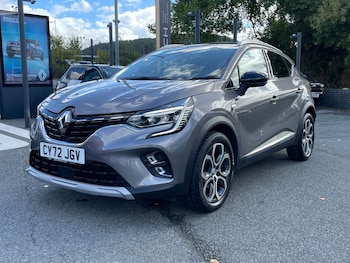 Used Renault Captur 2023 for sale - 76276498: Photo