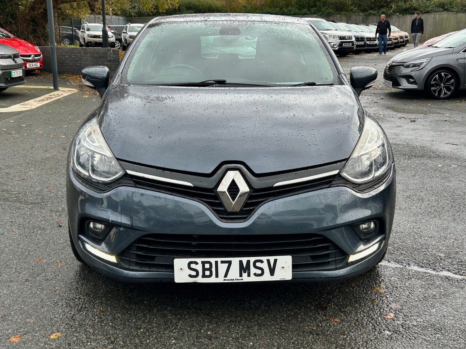 Used Renault Clio 2017 for sale - 76276851: Photo 9