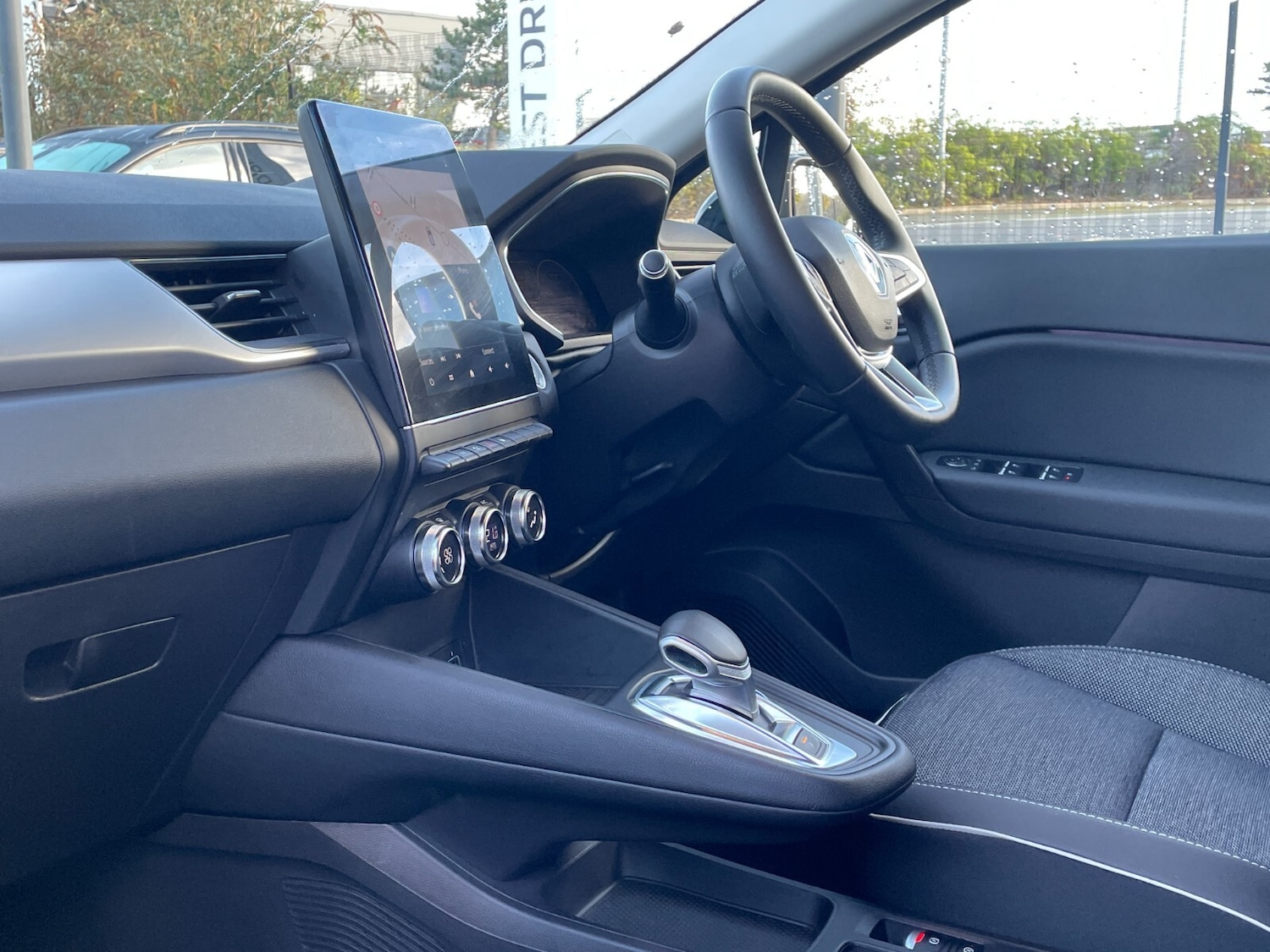 Used Renault Captur 2021 for sale - 76276869: Photo 19