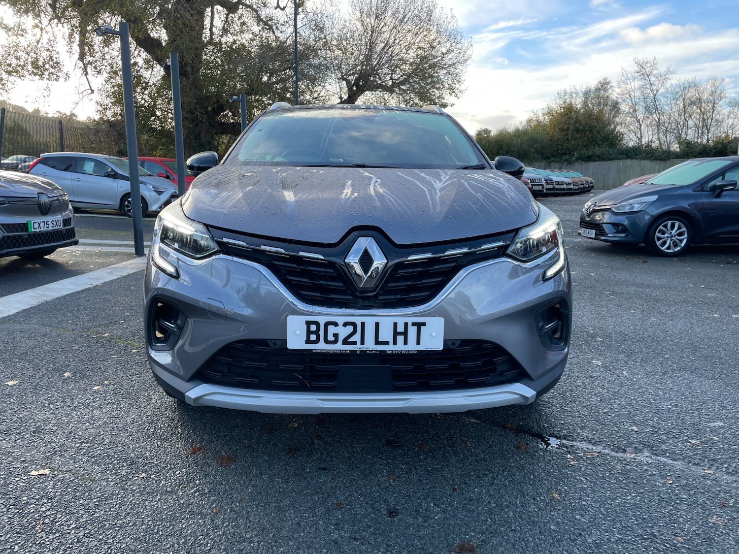 Used Renault Captur 2021 for sale - 76276869: Photo 2