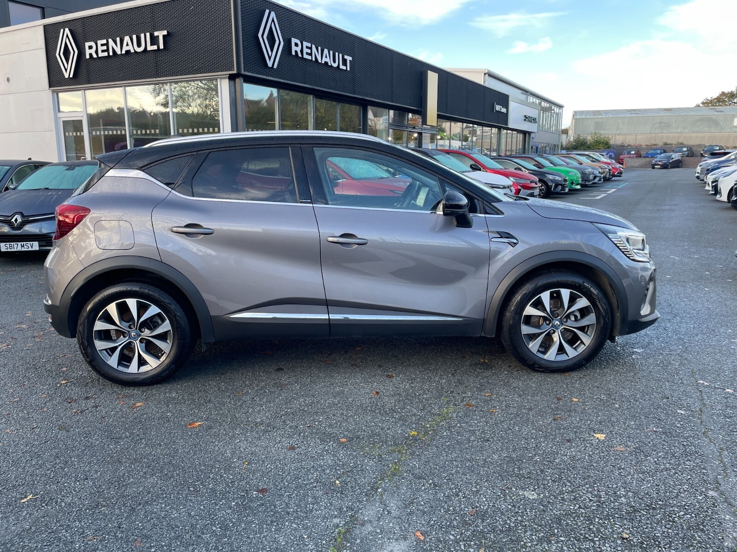 Used Renault Captur 2021 for sale - 76276869: Photo 8