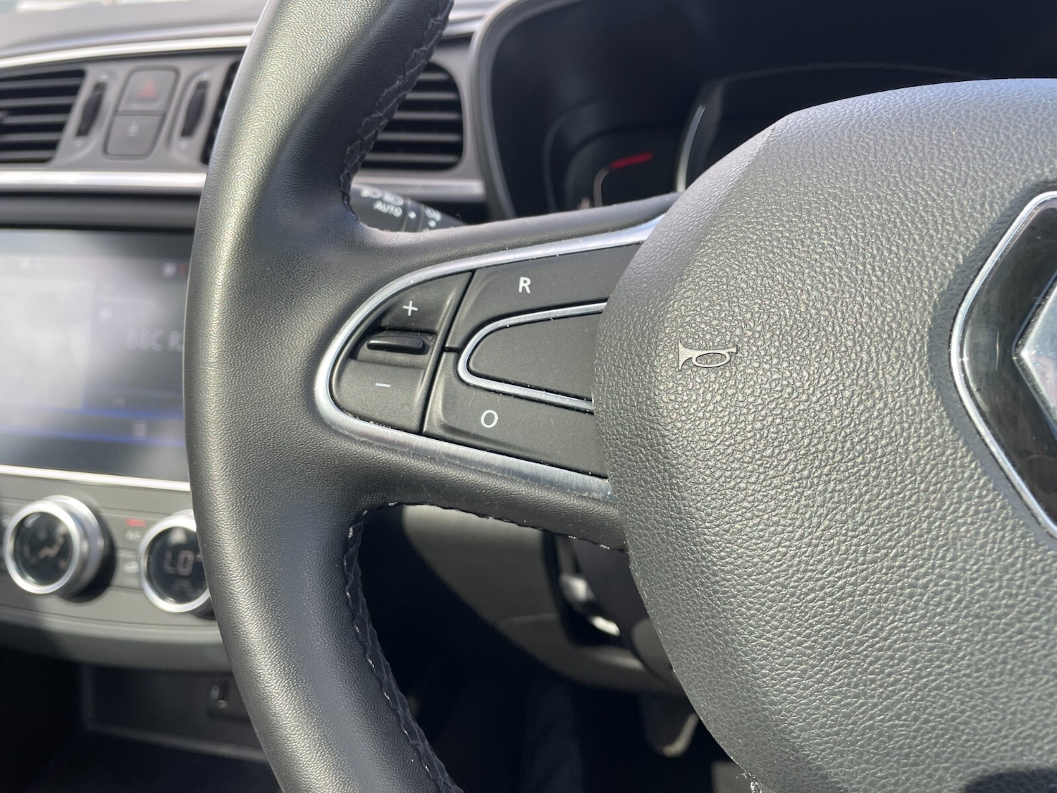 Used Renault Kadjar 2019 for sale - 76954482: Photo 25