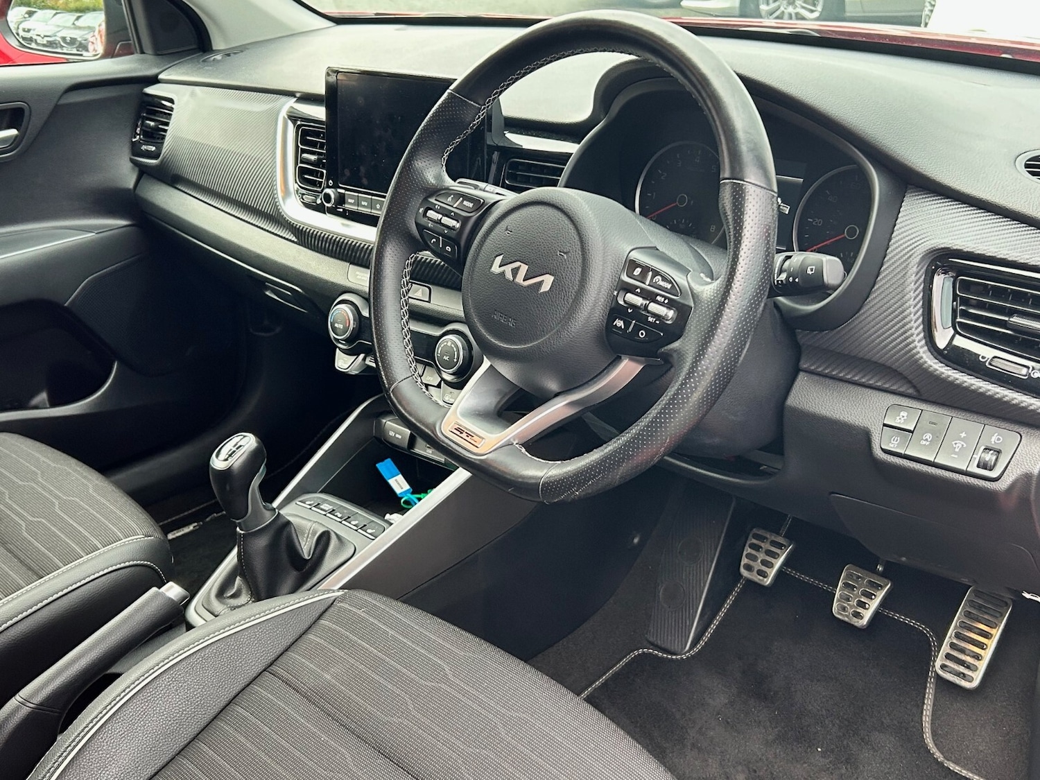 Used Kia Stonic 2023 for sale - 76344026: Photo 15