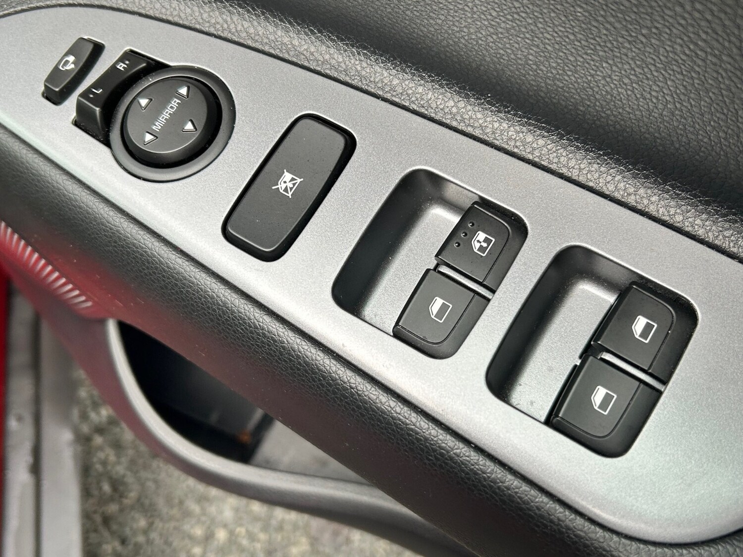 Used Kia Stonic 2023 for sale - 76344026: Photo 17