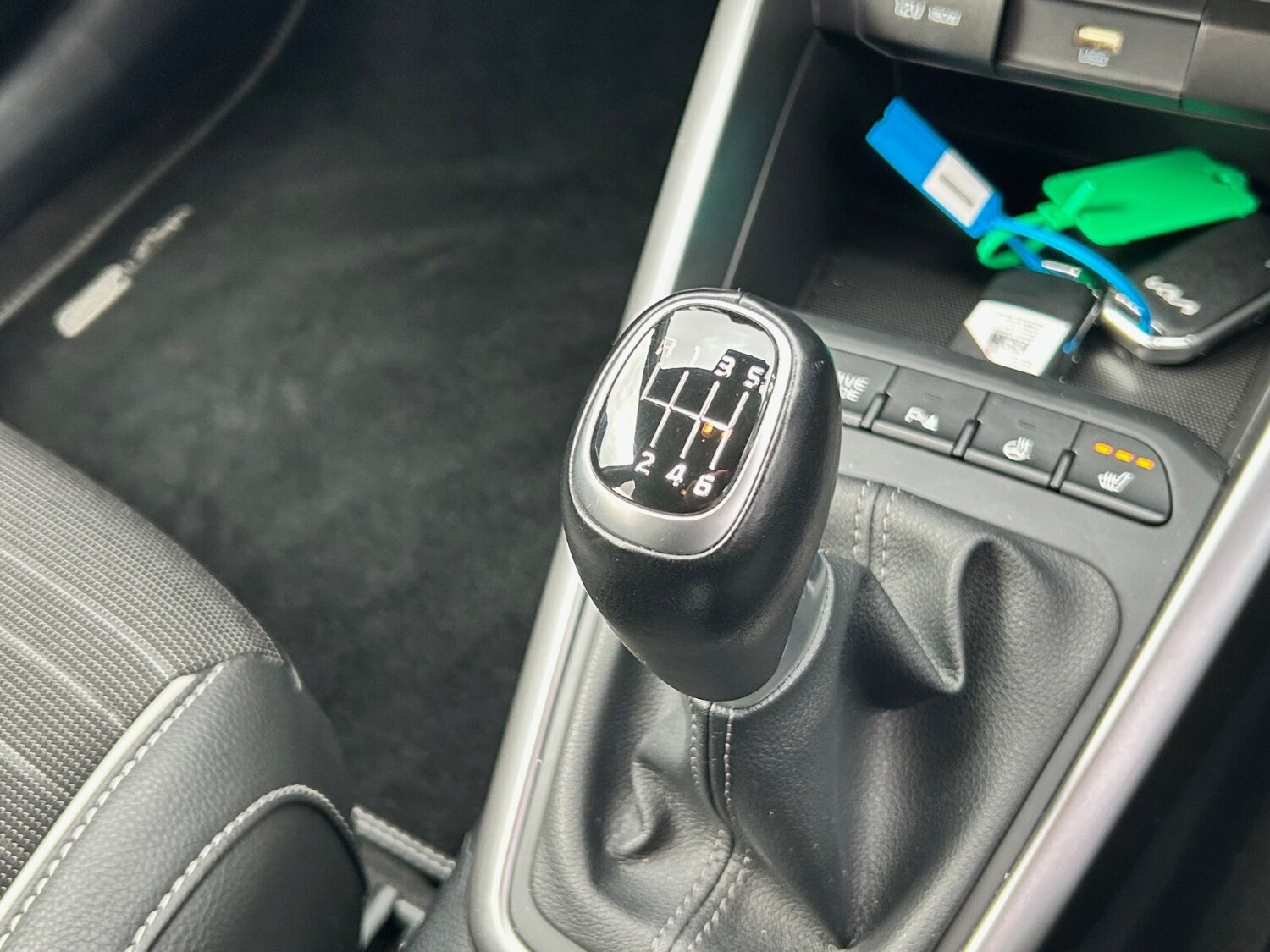 Used Kia Stonic 2023 for sale - 76344026: Photo 20