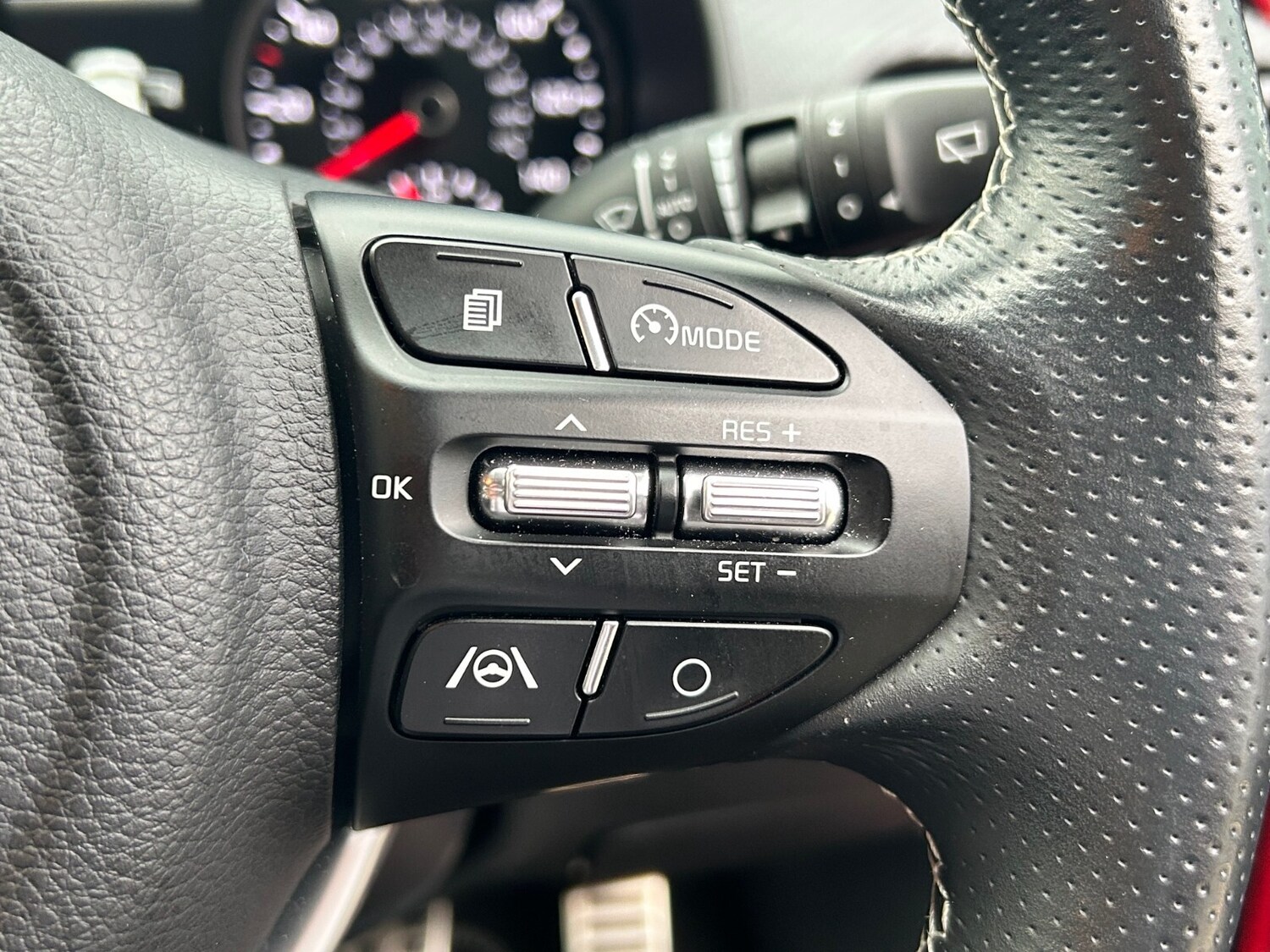 Used Kia Stonic 2023 for sale - 76344026: Photo 24