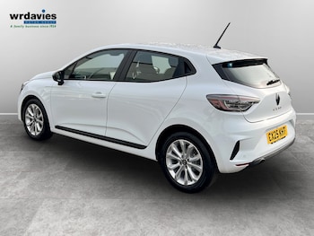 Used Renault Clio 2025 for sale - 78187075: Photo