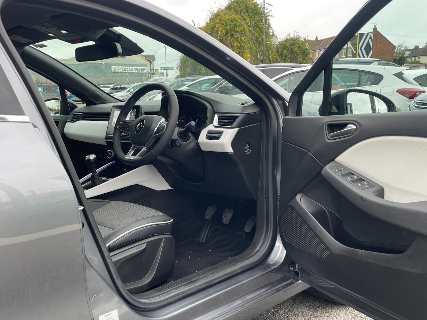 Used Renault Clio 2022 for sale - 76344037: Photo 22