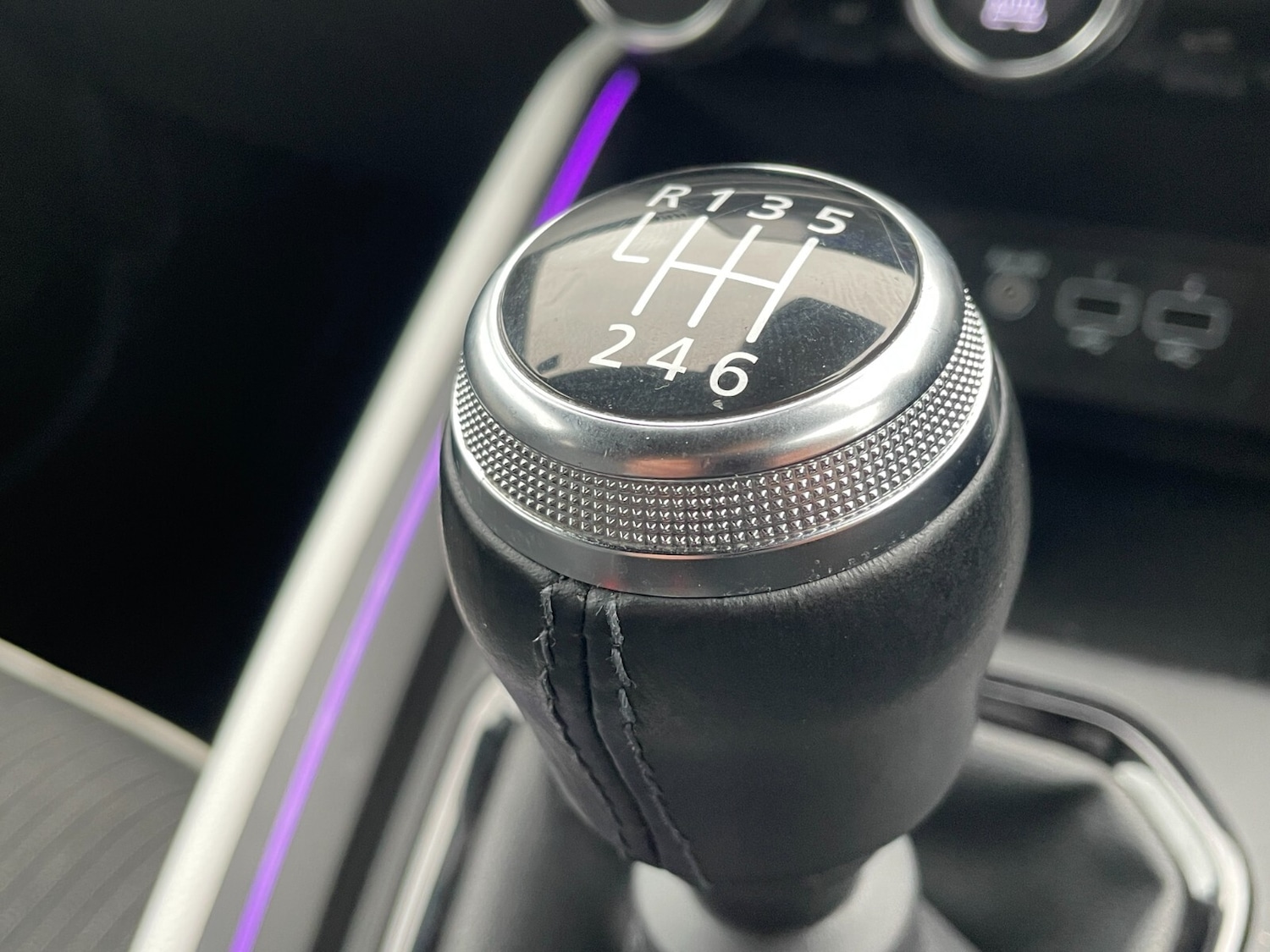 Used Renault Clio 2022 for sale - 76344037: Photo 37