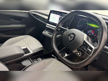 Used Renault Megane E Tech 2022 for sale - 77740090: Photo